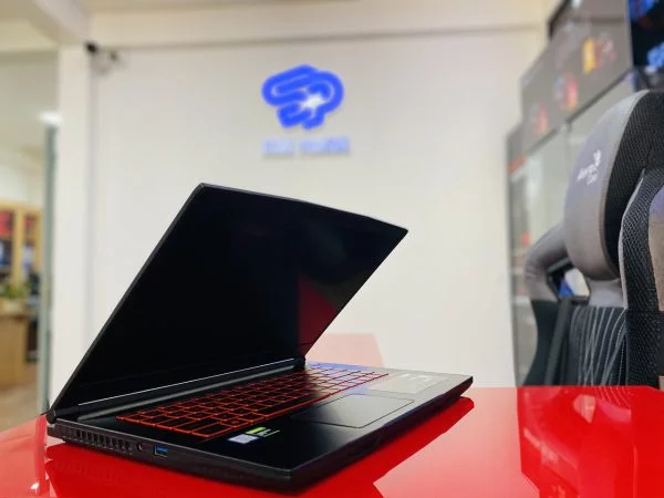 Laptop MSI Gaming GF63 Thin 9SC 400VN (i5 9300H, 8GB Ram, 256GB SSD, GTX 1650 Max Q 4GB, 15.6 inch FHD 60Hz IPS, Win 10, Đen)