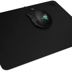 Bàn di chuột Razer Manticor (RZ02-00920100-R3M1)
