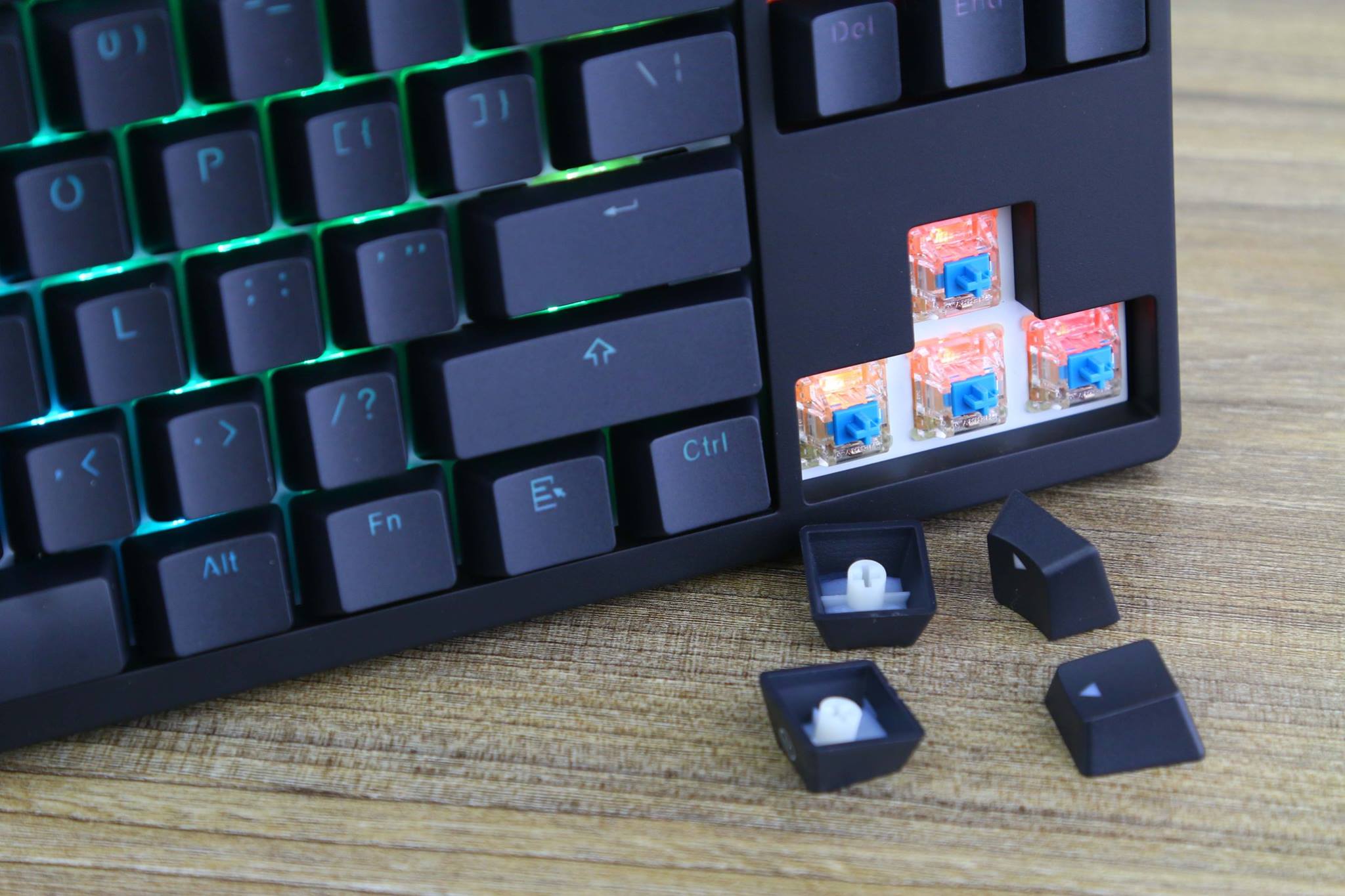 Bàn phím cơ Durgod V87S RGB - Song Phương Technology