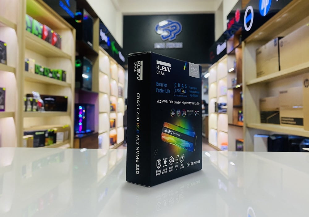 SSD KLEVV CRAS C700 RGB 240GB M2 NVME Gen3x4 – LED RGB