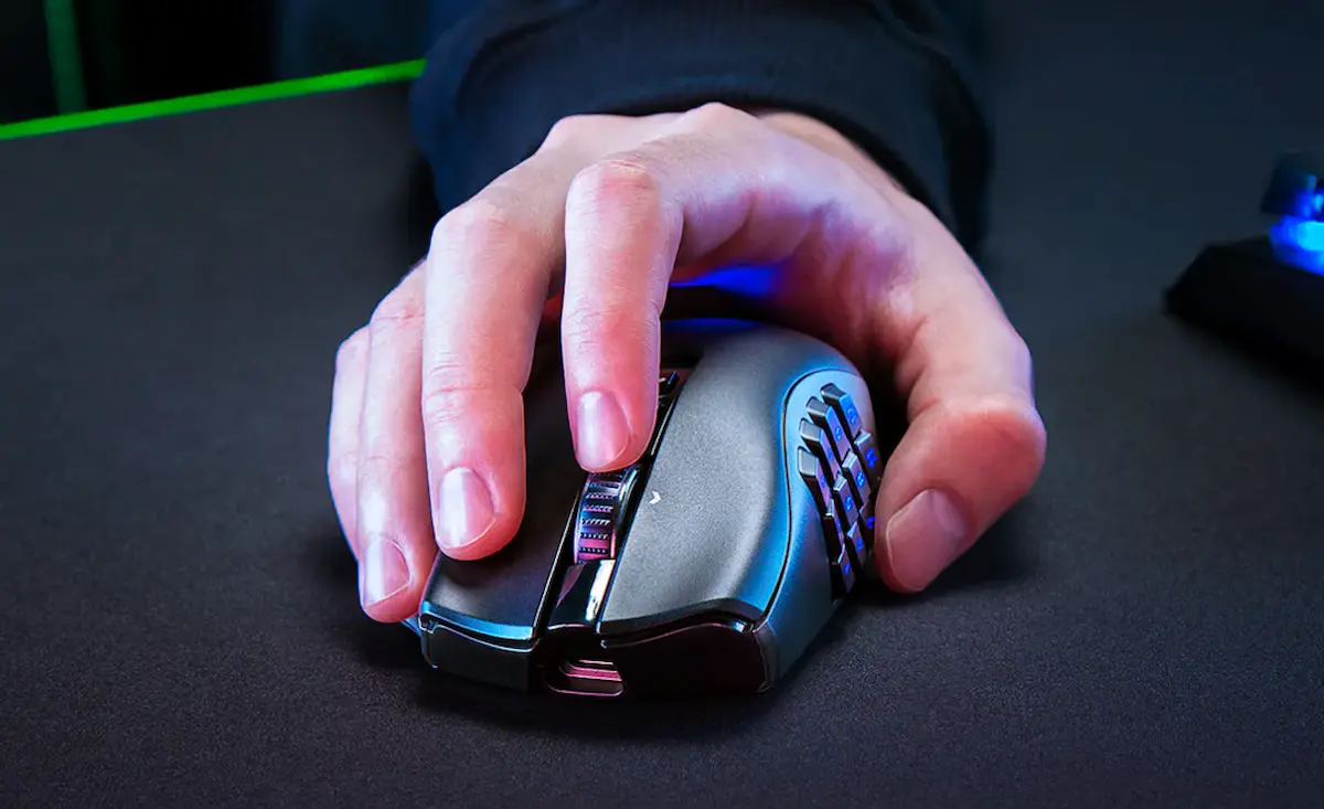 Chuột Razer Naga V2 Pro Wireless