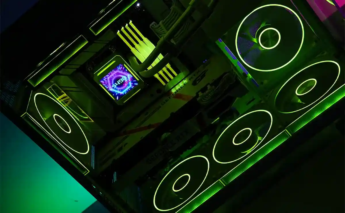 Fan Case Jungle Leopard TransWarp ARGB White Fan Case Jungle Leopard TransWarp ARGB White