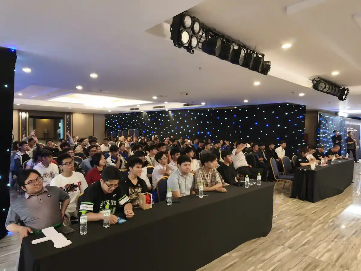 Sự kiện RTX AI PC Day tại Nha Trang Sự kiện RTX AI PC Day tại Nha Trang